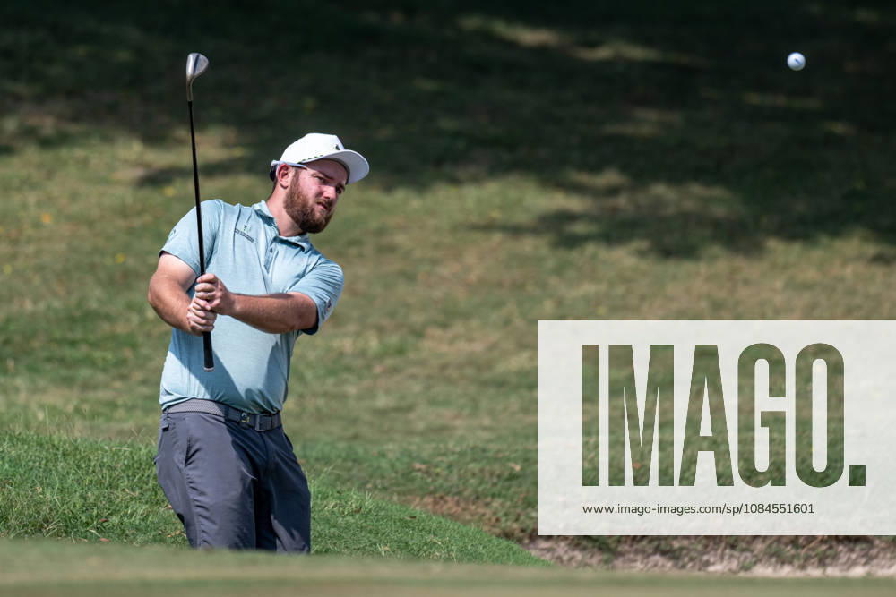AustraliaÃ¢â‚¬â ¢s, Will FLORIMOÃ¢â‚¬â ¢s finishing his round on the 9th green. At the end of the round, he is equal 1st.Opening Round in the Macao Open Golf at Macau Golf & Country Club. Coloane China - ZUMAr144 20261015_zap_r144_174