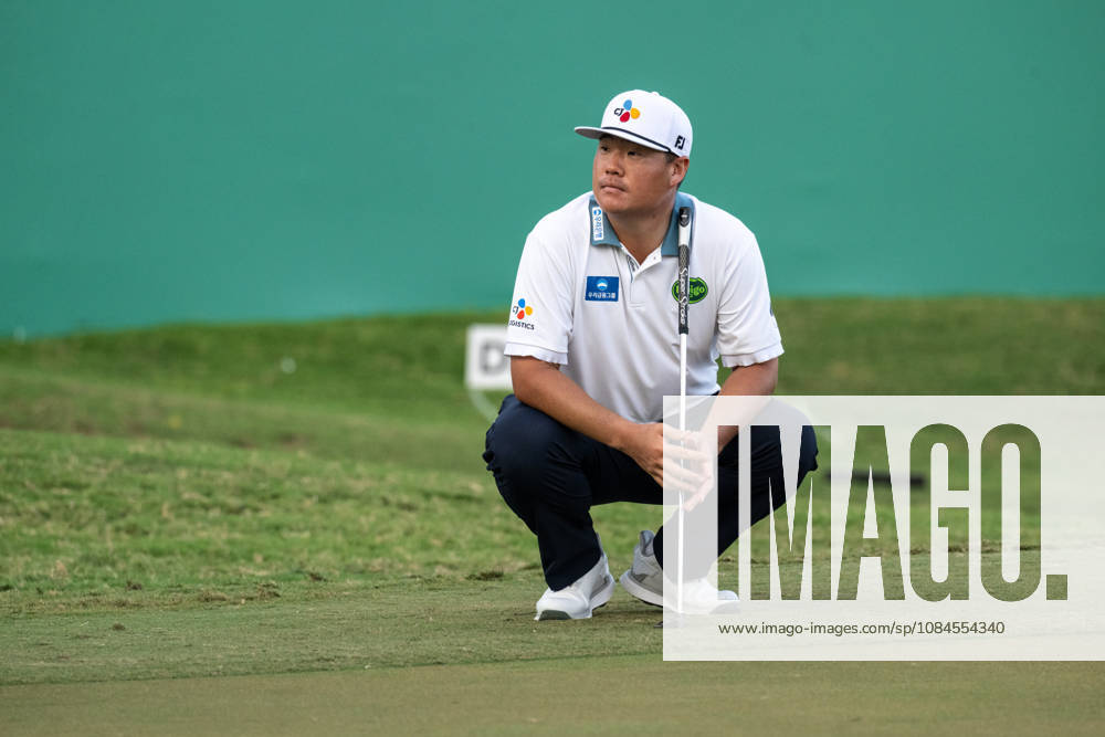 KoreaÃ¢â‚¬â ¢s, Sungjae IM, makes his round equal 1st with -6 par on the 18th hole..Opening Round in the Macao Open Golf at Macau Golf & Country Club. Macau Open Golf Rd 1 - ZUMAr144 20261015_zap_r144_191