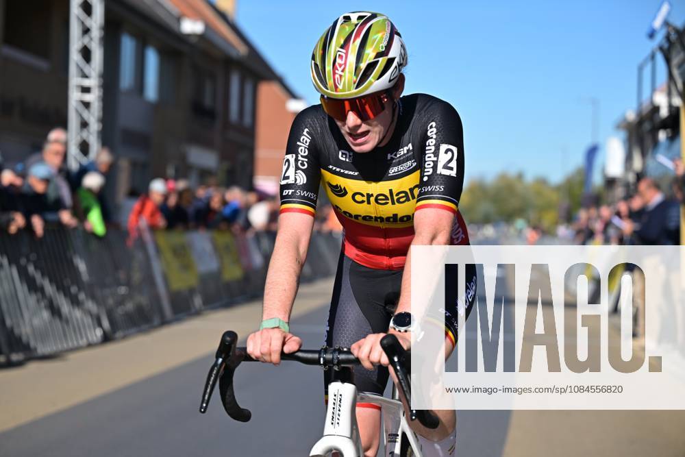 Belgium s Marion Norbert Riberolle crosses the finish line of the women elite race of the Kermiscross cyclocross cycling event, on Thursday 15 October 2026, in Ardooie. DAVIDxPINTENS x189891188x