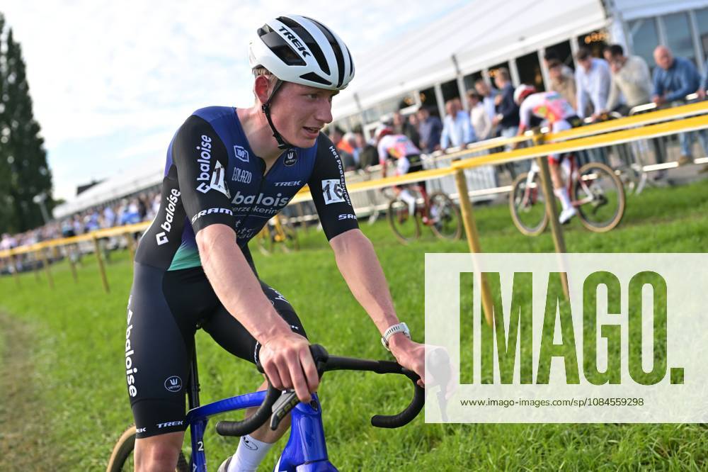 Belgium s Arthur van den Boer pictured in action during the men elite race of the Kermiscross cyclocross cycling event, on Thursday 15 October 2026, in Ardooie. DAVIDxPINTENS x189896157x