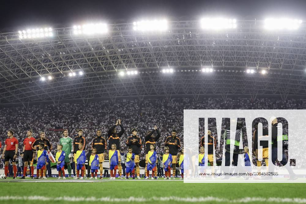SPLIT - =Ajax players ahead of the Conference League match between Hadjuk Split and Ajax at Stadion Poljud on October 15, 2026 in Split, Croatia. SONNY LENSEN ANP ANPxSportx IVx 572539665 originalFilename: 572539665