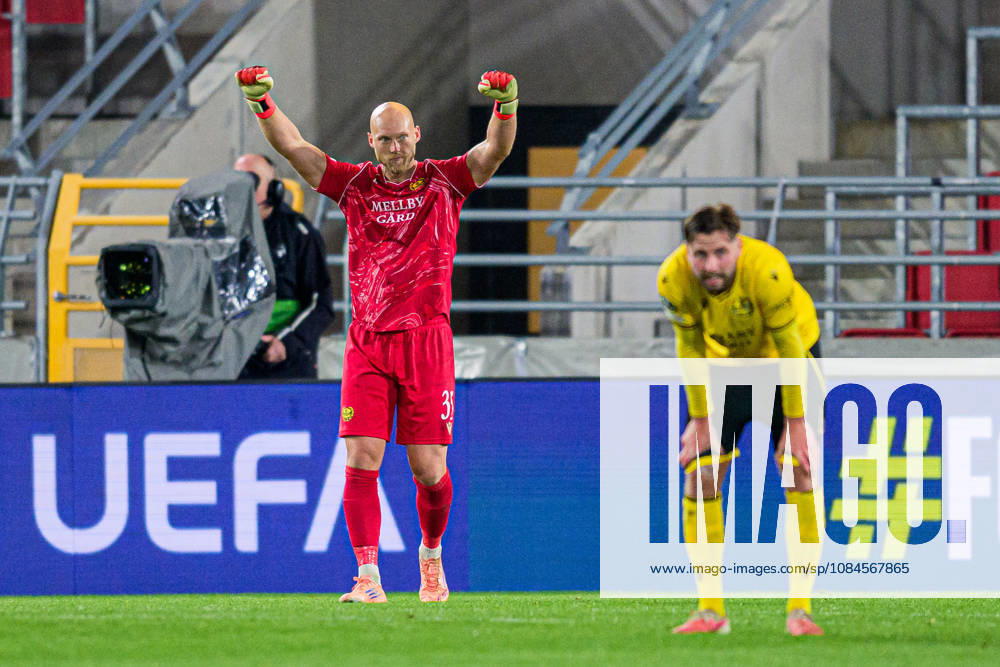 Goalkeeper Alexander Lundin of Mjällby celebrates after the UEFA Conference League soccer match between Mjällby and Inter Club d Escaldes on October 15, 2026 in Helsingborg. Photo by Christoffer Borg Mattisson, BILDBYRÅN COP 261 CB0562 soccer football fotball UEFA Conference League Conference League Mjällby in BBENG celebration cheers