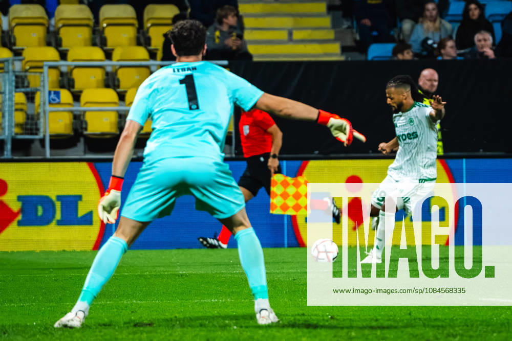 Lois Diony of Omonia (R) in action during the UEFA Europa League match between Celje (Slovenia) and Omonia (Cyprus) at Stadion Celje, Celje on October 15, 2026 in Celje, Slovenia. (Photo by Andraz Corel Sports Press Photo).