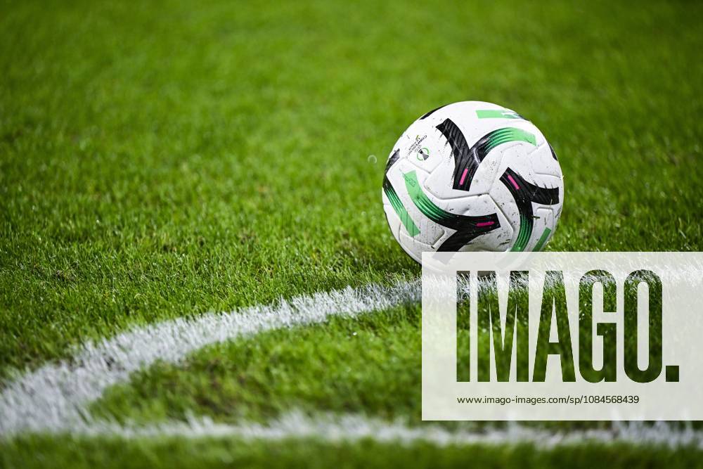 A UEFA Conference League ball pictured at a soccer game between Belgian KAA Gent and Danish Aarhus GF, Thursday 15 October 2026 in Gent, the opening match of the UEFA Conference League league phase. TOMxGOYVAERT x189911896x
