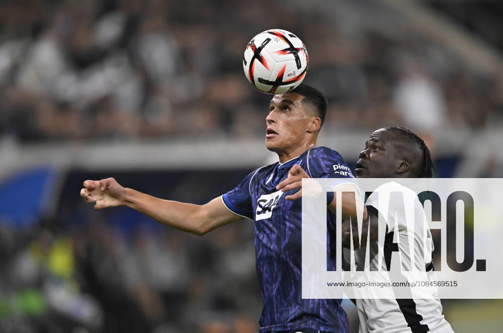 Heading duel, tackle, action: Adam Daghim (TSG 1899 Hoffenheim 14) vs. Junior Olaitan (Besiktas JK Istanbul 15) – TSG 1899 Hoffenheim vs. Besiktas JK Istanbul 15, October 10, 2026. DFL REGULATIONS PROHIBITIT ANY USE OF PHOTOGRAPHS AS IMAGE SEQUENCES AND OR QUASI-VIDEO TSG 1899 Hoffenheim vs. Besiktas JK Istanbul