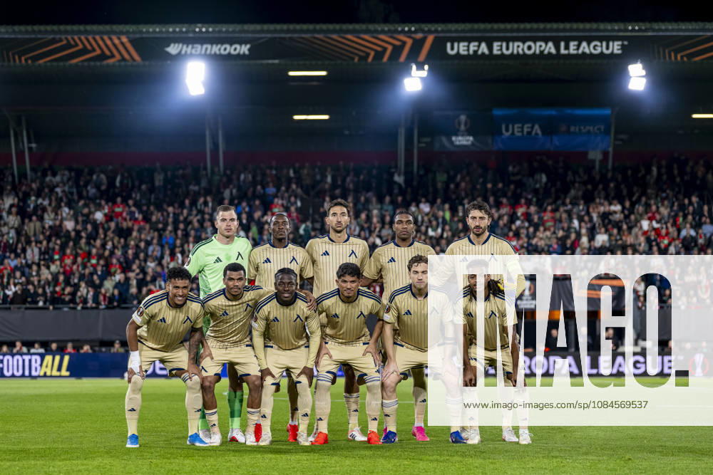 NIJMEGEN Levski Sofia goalkeeper Svetoslav Vutsov, Levski Sofia defender Maicon, Levski Sofia defender Christian Makoun, Levski Sofia defender Kristian Dimitrov, Levski Sofia defender Aldair Neves, Levski Sofia midfielder Serginho, Levski Sofia midfielder Marko Grujic, Levski Sofia midfielder Mehdi Moubarik, Levski Sofia forward Everton Bala, Levski Sofia forward Reinaldo, Levski Sofia forward David Kusso during the UEFA Europa League match between NEC and Levski Sofia at Stadion De Goffert on October 15, 2026, in Nijmegen, the Netherlands. Photo by DeFodi Images