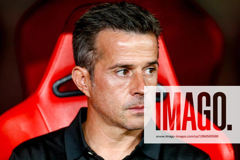 Marco Silva head coach of Benfica looks on during the UEFA Europa League 2026 27 League Phase MD2 match between SL Benfica and Celtic FC at Estadio do SL Benfica on October 15, 2026 in Lisbon, Portugal (Photo by Valter Gouveia Sports Press Photo SPP)