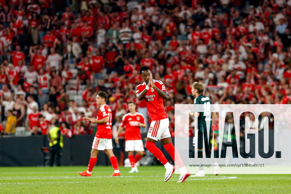 Estadio da Luz Jhon Duran forward of Benfica celebrates after scoring the team s first goal during the UEFA Europa League 2026 27 League Phase MD2 match between SL Benfica and Celtic FC at Estadio do SL Benfica on October 15, 2026 in Lisbon, Portugal. UEFA Europa League 2026 27 League Phase MD2 - SL Benfica and Celtic FC (Valter Gouveia SPP)