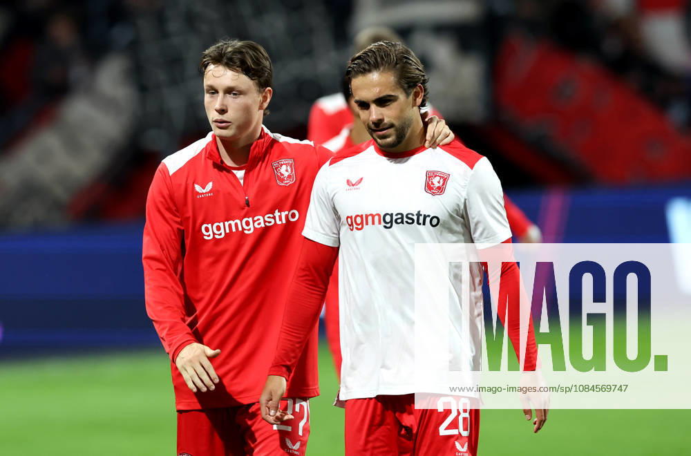 ENSCHEDE FC Twente midfielder Sondre Ørjasæter and FC Twente defender Bart van Rooij during the UEFA Conference League match between FC Twente and FC Thun at Grolsch Veste on October 15, 2026, in Enschede, Netherlands PETER LOUS EYE4IMAGES DeFodi Images