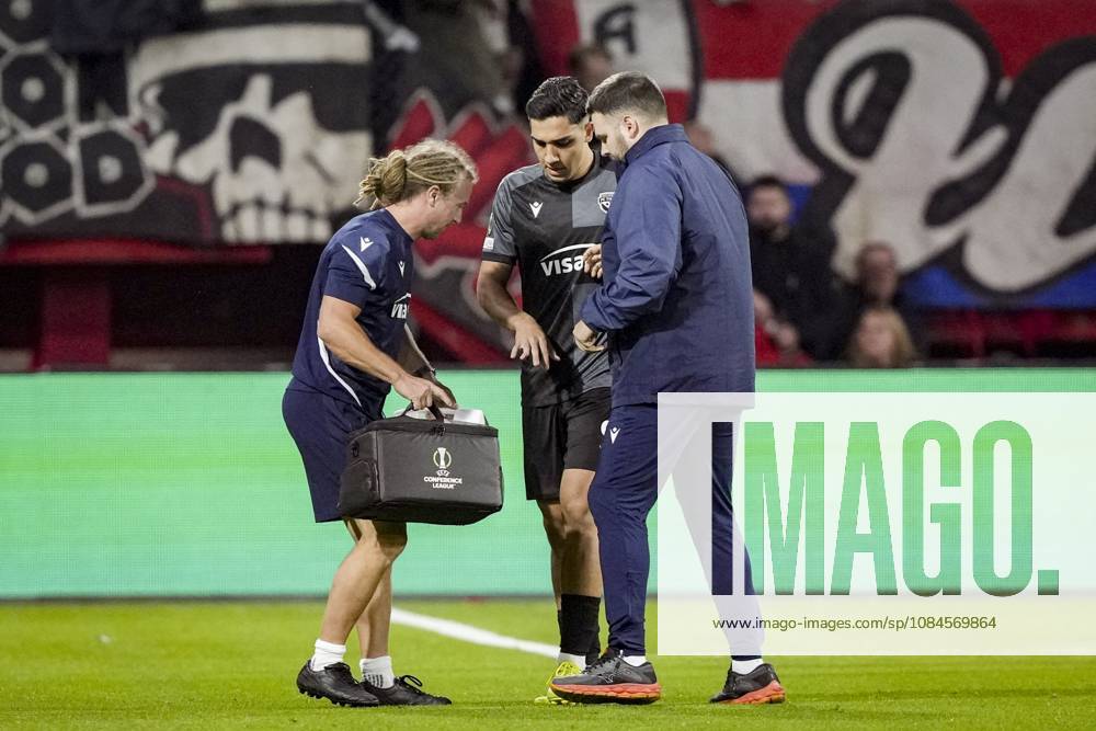 ENSCHEDE - Furkan Dursun of FC Thun injured on the sidelines during the Conference League match between FC Twente and FC Thun at De Grolsch Veste stadium on October 15, 2026 in Enschede, the Netherlands. TOBIAS KLEUVER ANP ANPxSportx IVx 572551540 originalFilename: 572551540
