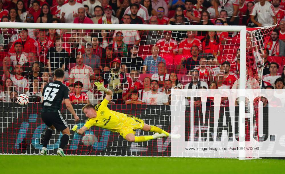 Celtic goalkeeper Viljami Sinisalo is beaten for the second goal scored by Alexander Bah of Benfica Benfica v Celtic, UEFA Europa League, Football, Estadio da Luz, Lisbon, Portugal - 15 Oct 2026Lisbon Estadio da Luz Portugal