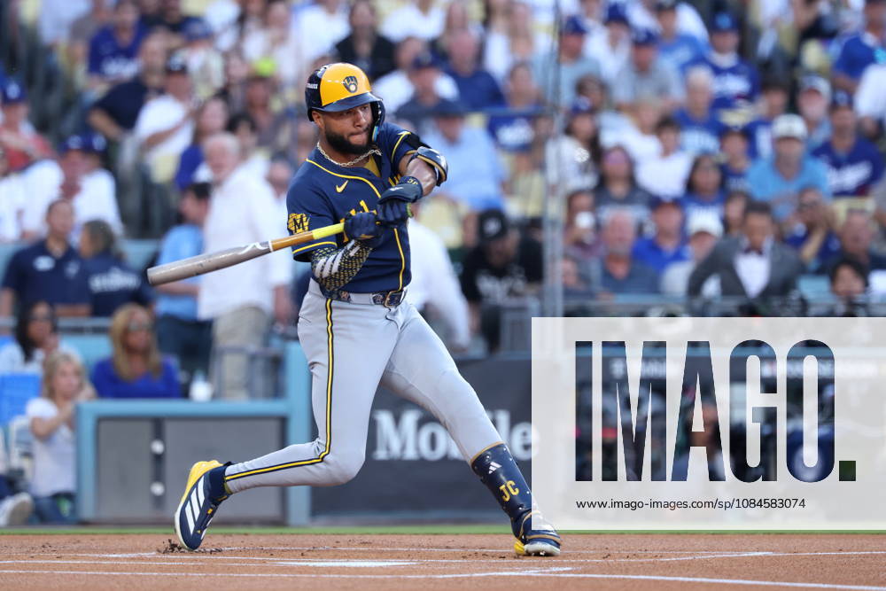 MLB, Baseball Herren, USA Postseason: NLCS Game 4 - Los Angeles Dodgers vs Milwaukee Brewers Milwaukee Brewers outfielder Jackson Chourio in action during Game 4 of the National League Championship Series between the Los Angeles Dodgers and the Milwaukee Brewers at Dodger Stadium in Los Angeles, California, USA, 15 October 2026. LOS ANGELES CALIFORNIA UNITED STATES