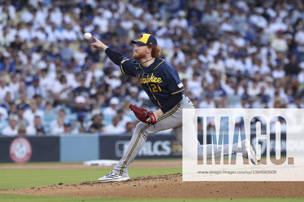 MLB, Baseball Herren, USA Postseason: NLCS Game 4 - Los Angeles Dodgers vs Milwaukee Brewers Milwaukee Brewers pitcher Dustin May in action during the Game 4 of the National League Championship Series between the Los Angeles Dodgers and the Milwaukee Brewers at Uniqlo Field in Dodger Stadium in Los Angeles, California, USA, 15 October 2026. LOS ANGELES CALIFORNIA UNITED STATES