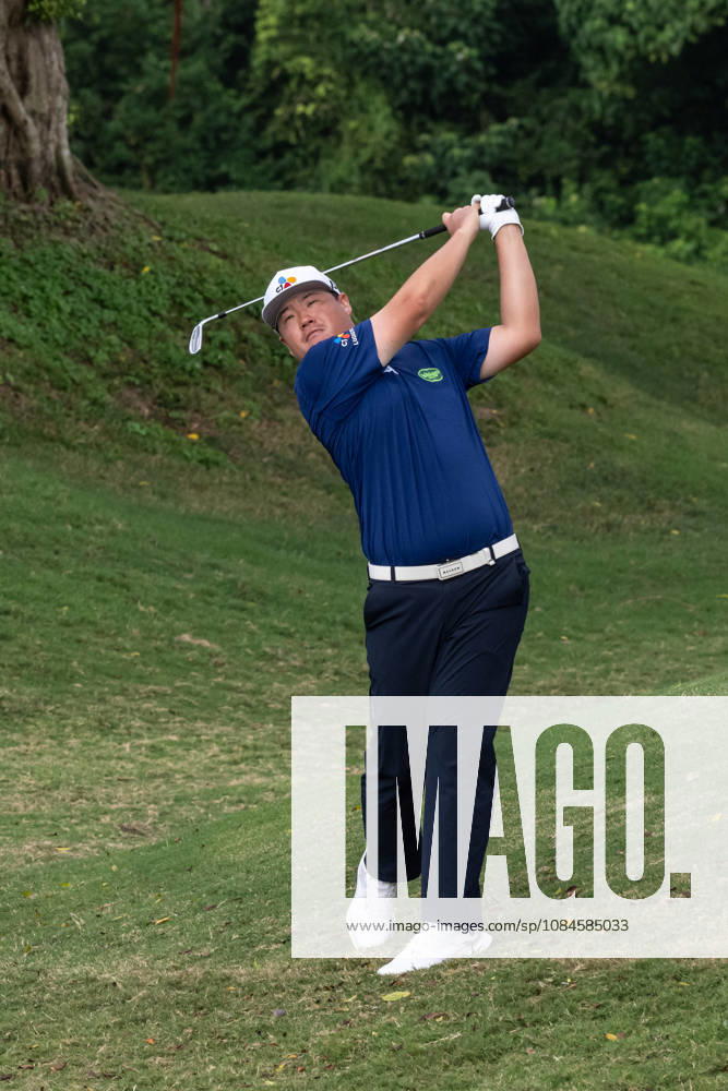 Sungjae IM from Korea. Round 2 in the Macao Open Golf at Macau Golf & Country Club. Macau Open Golf Round 2 - ZUMAr144 20261016_zap_r144_080