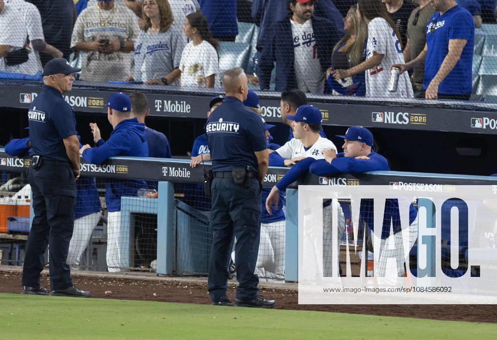 Milwaukee Brewers players celebrated after winning the Game 4 of the National League Championship Series against the Los Angeles Dodgers at Dodgers Stadium in Los Angeles, California , on Oct. 15, 2026..Brewers won the game 6-4 to advance to the World Series . . Los Angeles USA - ZUMAa60_ 0869635359st
