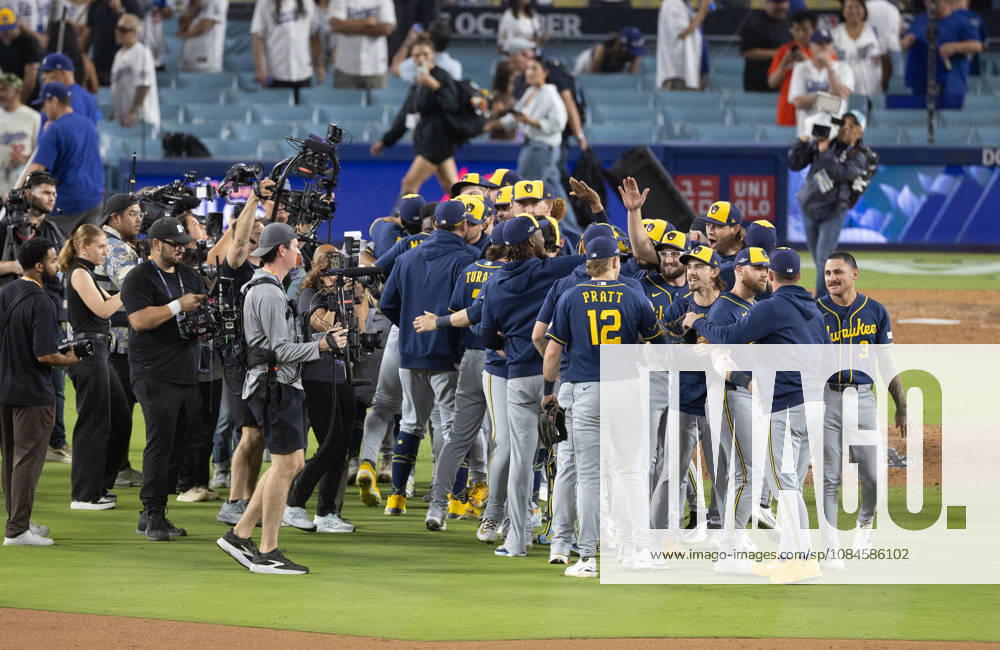 Milwaukee Brewers players celebrated after winning the Game 4 of the National League Championship Series against the Los Angeles Dodgers at Dodgers Stadium in Los Angeles, California , on Oct. 15, 2026..Brewers won the game 6-4 to advance to the World Series . . Los Angeles USA - ZUMAa60_ 0869635457st