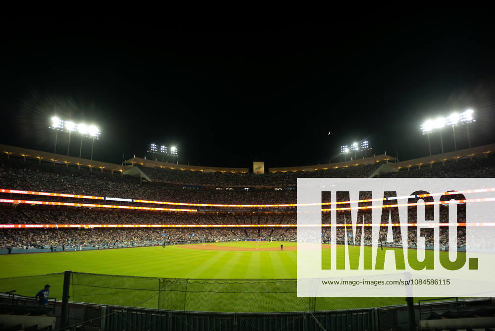 A general view of Dodgers Stadium during game 4 of the NLDS between the Los Angeles Dodgers and the Milwaukee Brewers at Dodgers Stadium on October 15 2026. The Milwaukee Brewers won the game 6-4 and the series 4-0 to advance to the World Series . . . Los Angeles USA - ZUMAa60_ 0869636832st