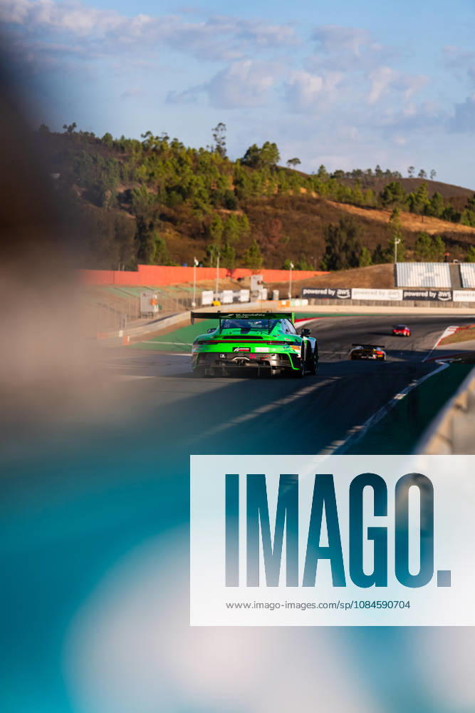 Fanatec GT World Challenge Europe Endurance Cup Powered by AWS - Round 10, Portimao 2026 54 Porsche 911 GT3 R (992) EVO, Dinamic GT: Sathienthirakul Tanart, Simonazzi Francesco, Whiteside Angus - picture by Gruppe C Photography Portimao Portugal