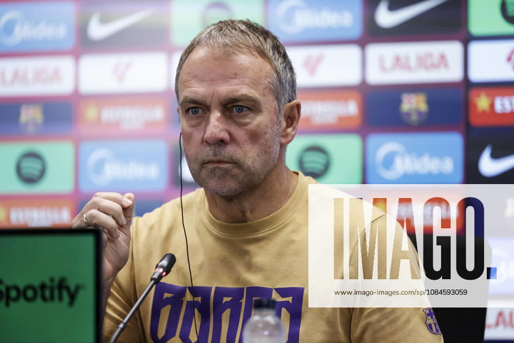 Hansi Flick, head coach of FC Barcelona, Barca attends his press conference, PK, Pressekonferenz during the training day of FC Barcelona ahead the Spanish League, LaLiga EA Sports, football match against Real Betis at Ciudad Esportiva Joan Gamper on October 16, 2026 in Sant Joan Despi, Barcelona, Spain. FC Barcelona Training And Press Conference - LaLiga EA Sports - ZUMAa181 20261016_zaa_a181_027