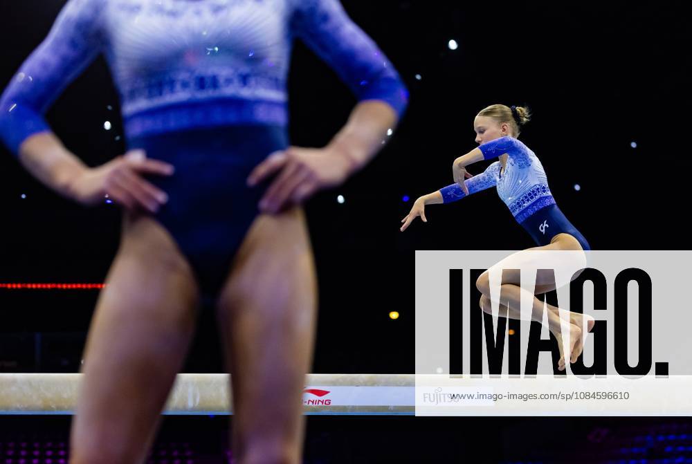 ROTTERDAM - Vera Ubbink during podium training at the World Gymnastics Championships in Ahoy Rotterdam. IRIS VAN DEN BROEK ANP ANPxSportx IVx 572627408 originalFilename: 572627408