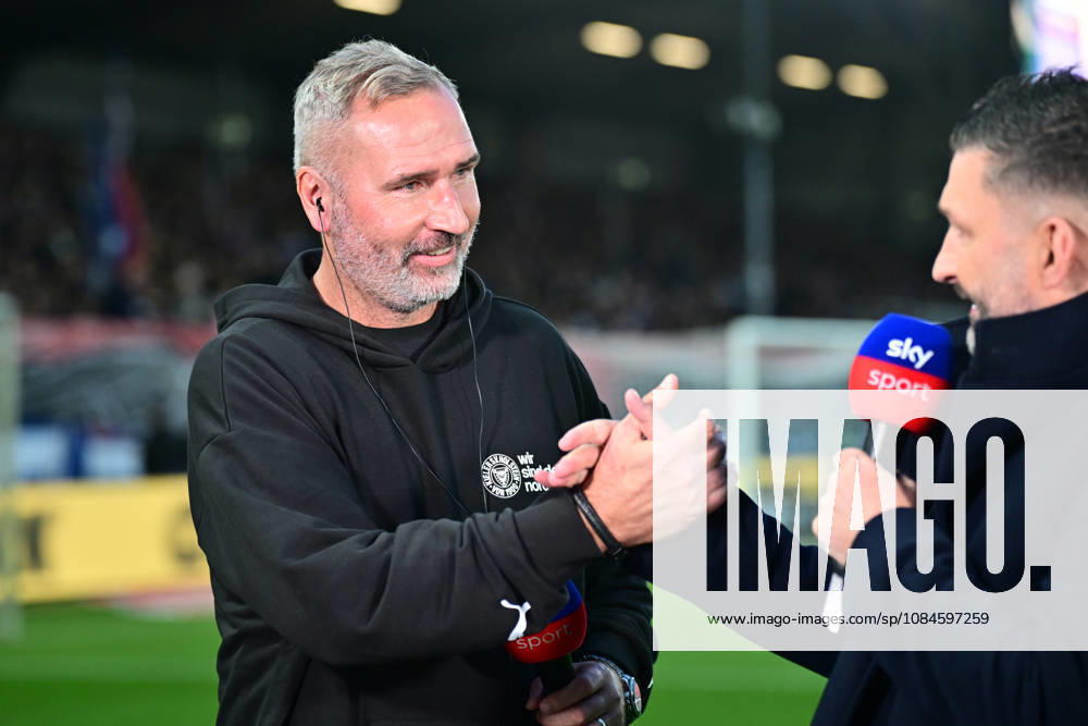 Soccer, Men s, 2nd Division Bundesliga, 2026–2027 Season, Holstein Kiel vs. Hertha BSC Berlin, Matchday 8, KSV, Holstein Stadium, Last-place team vs. league leader Coach Tim Walter Kiel with host Torsten Mattuschka Kiel, Holstein Stadium, Holstein Stadium, Schleswig-Holstein, Germany