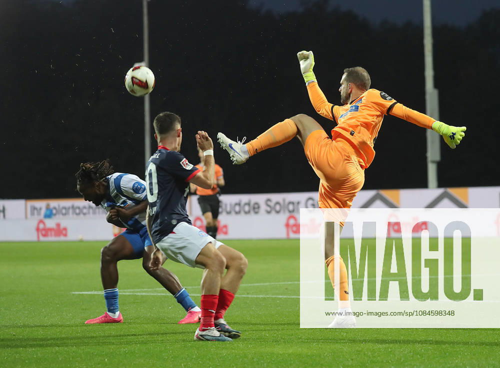 Rescue of Marius Gersbeck Hertha BSC Berlin Soccer, Men s, 2026–2027 Season, 2. Bundesliga, Holstein Stadium, Holstein Kiel vs. Hertha BSC Berlin DFL REGULATIONS PROHIBIT ANY USE OF PHOTOGRAPHS AS IMAGE SEQUENCES AND OR QUASI-VIDEO
