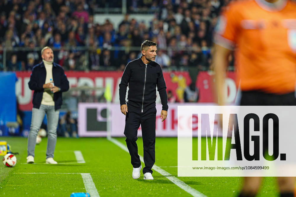 Stefan Leitl, Hertha BSC, Coach (GER), Holstein Kiel vs. Hertha BSC, Soccer, 2. Bundesliga, Matchday 08, 2026–2027 Season, October 16, 2026 DFL regulations prohibit any use of photographs as image sequences and or quasi-video GER, Holstein Kiel vs. Hertha BSC, Soccer, 2. Bundesliga, Matchday 8, 2026–2027 Season, October 16, 2026, Kiel