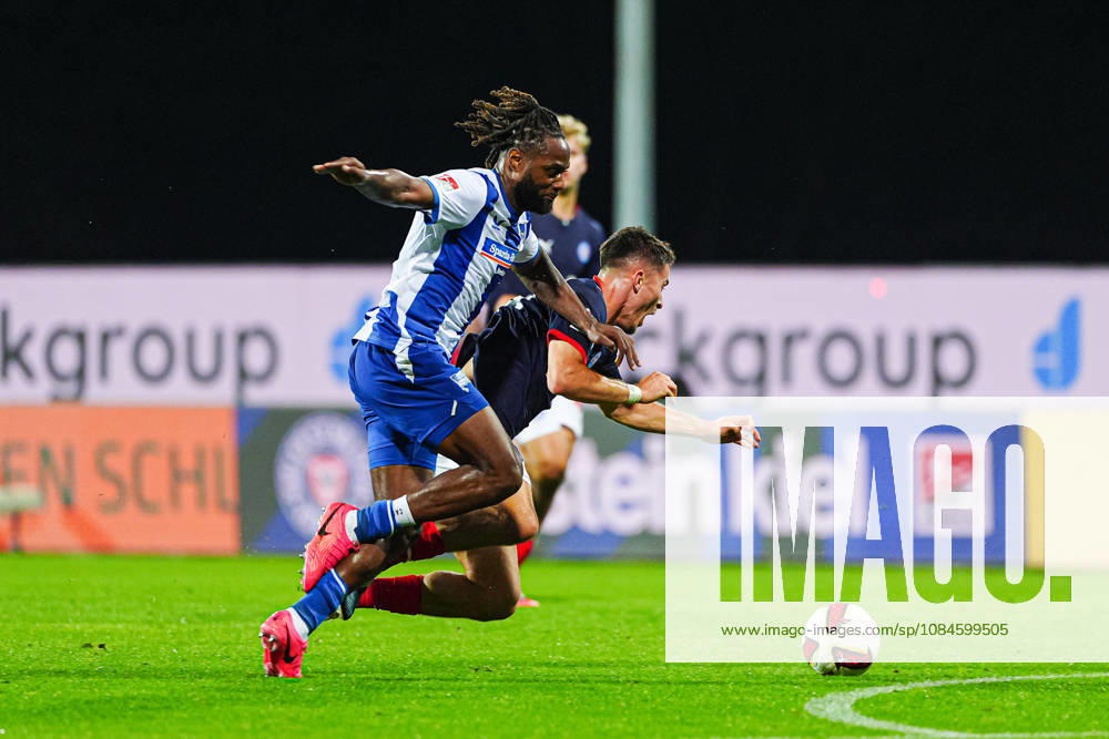 Deyovaisio Zeefuik, Hertha BSC, 42; Adrian Kapralik, Holstein Kiel, 20 (GER); Holstein Kiel vs. Hertha BSC, Soccer, 2. Bundesliga, Matchday 08, 2026–2027 Season, October 16, 2026 DFL regulations prohibit any use of photographs as image sequences and or quasi-video GER, Holstein Kiel vs. Hertha BSC, soccer, 2. Bundesliga, Matchday 08, 2026–2027 season, October 16, 2026, Kiel