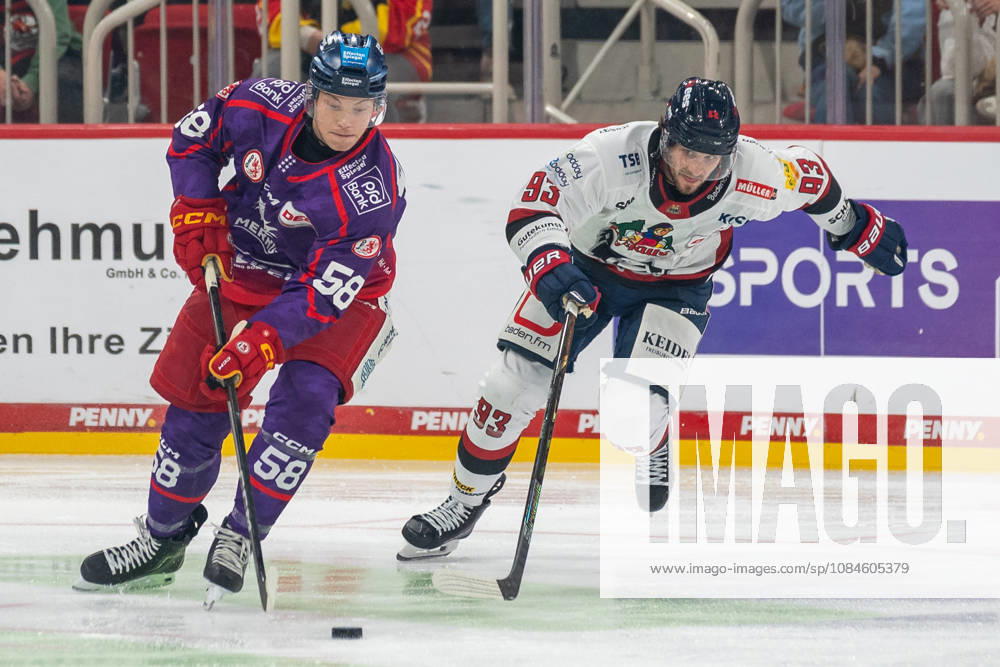 Face-off between Max Balinson of Duesseldorfer EG, 58, and Parker Bowles of EHC Freiburg, 93; DEG vs. EHC Freiburg, ice hockey, DEL2, Matchday 9, 2026–2027 season, October 16, 2026, DEG vs. EHC Freiburg, Ice Hockey, DEL2, Matchday 9, 2026–2027 Season, October 16, 2026, Düsseldorf