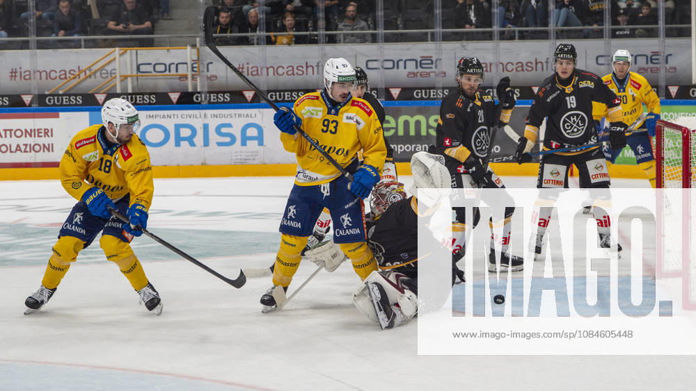 LUGANO, SWITZERLAND, OCTOBER 16: Lugano goalkeeper Robert Mayer is unable to stop a shot by Davos Frederic Allard—a play not shown during the game between HC Lugano and HC Davos at the Corner Arena on October 16, 2026, in Lugano, Switzerland (Lugano, Ticino, Switzerland)