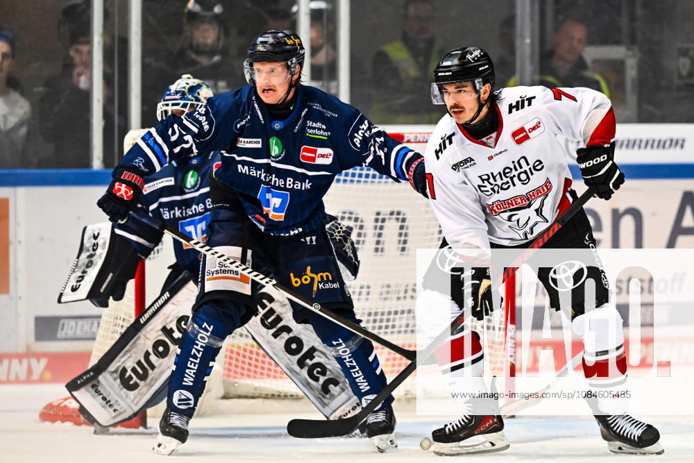 Emil Johansson, Iserlohn Roosters, 57; Daniel Fischbuch, Kölner Haie, 71, GER, Iserlohn Roosters vs. Kölner Haie, Ice Hockey, Penny DEL, Matchday 9, 2026–2027 Season, October 16, 2026, GER, Iserlohn Roosters vs. Kölner Haie, Ice Hockey, Penny DEL, Matchday 9, 2026–2027 Season, October 16, 2026, Iserlohn