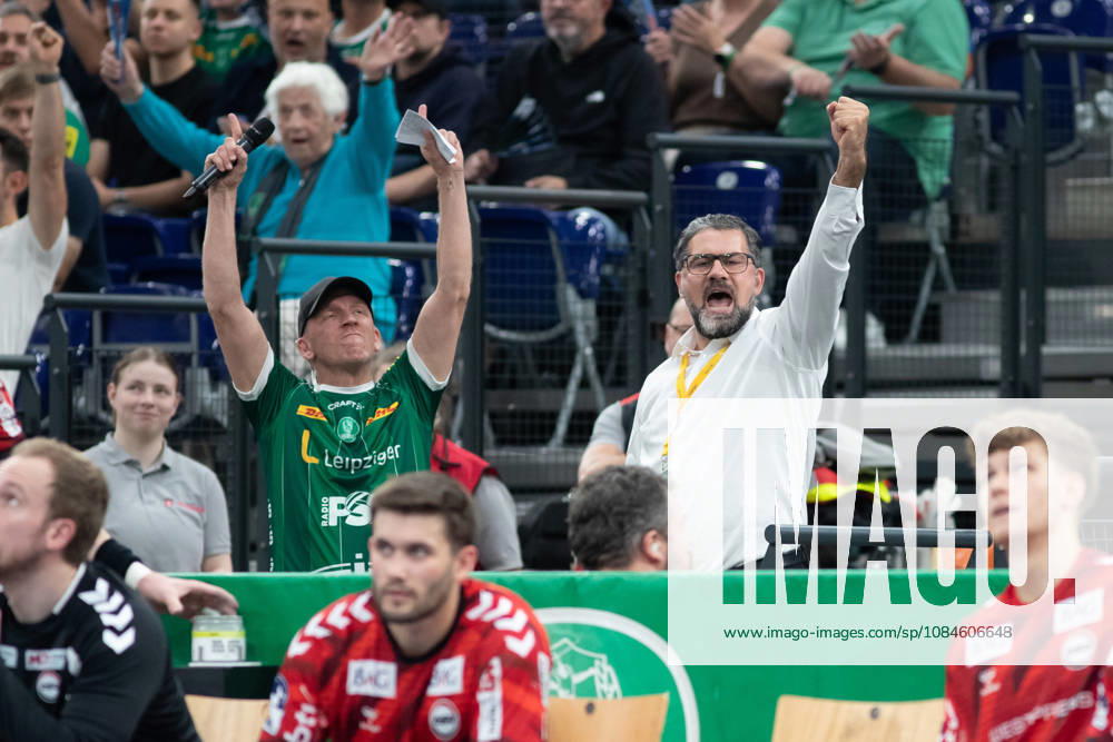 Handball, HBL2: SC DHfK Leipzig vs. ASV Hamm Westfalen, October 16, 2026—Celebrations with Managing Director Karsten Günther, SC DHfK Leipzig. Handball, 2nd Bundesliga, 2026–2027 season, Matchday 8: SC DHfK Leipzig vs. ASV Hamm Westfalen on October 16, 2026, at the Quarterback Immobilien Arena Leipzig