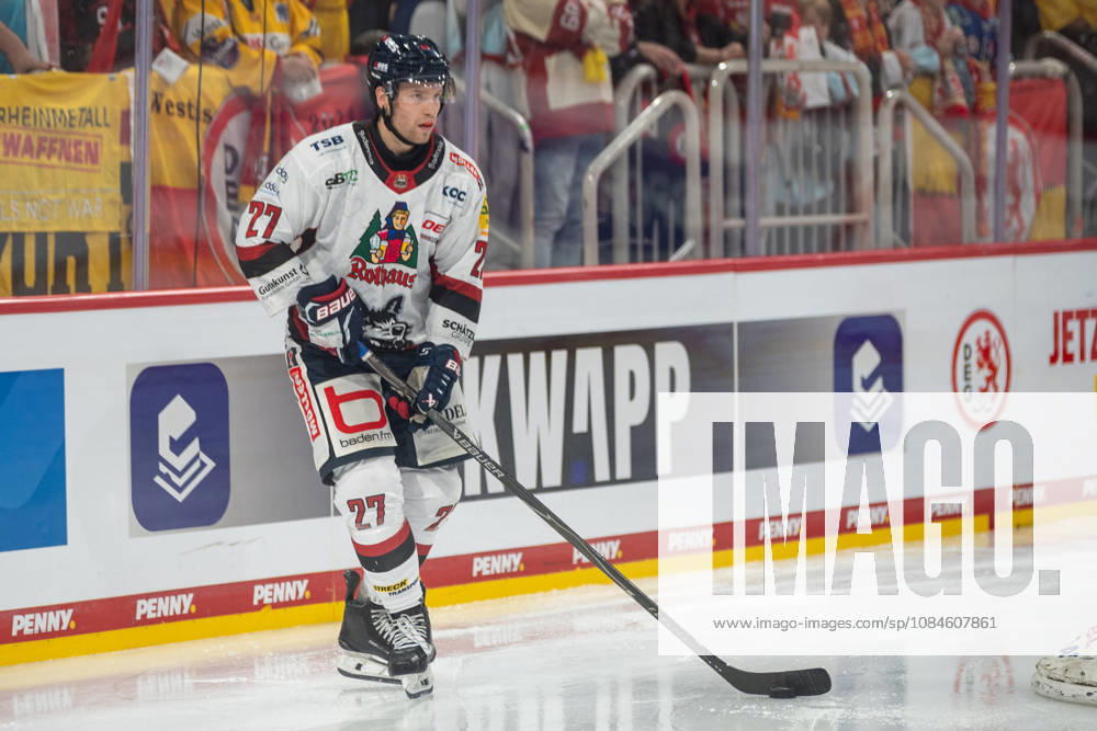 Dylan Plouffe of EHC Freiburg, 27, wants to build the team up at a steady pace. DEG vs. EHC Freiburg, Ice Hockey, DEL2, Matchday 9, 2026–2027 Season, October 16, 2026 DEG vs. EHC Freiburg, Ice Hockey, DEL2, Matchday 9, 2026–2027 Season, October 16, 2026 Düsseldorf