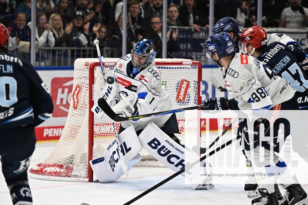 Jonas Stettmer of ERC Ingolstadt 1 stops a shot by the Schwenninger Wild Wings against ERC Ingolstadt, DEL, Regular Season, Matchday 8, 2026–2027 Season, October 16, 2026: Schwenninger Wild Wings vs. ERC Ingolstadt, DEL, Regular Season, Matchday 8, 2026–2027 Season, October 16, 2026, Schwenningen