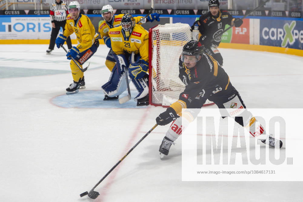 LUGANO, SWITZERLAND, OCTOBER 16 — Nick Shore of Lugano R in action during the game between HC Lugano and HC Davos at the Corner Arena on October 16, 2026, in Lugano, Switzerland, Lugano, Ticino, Switzerland