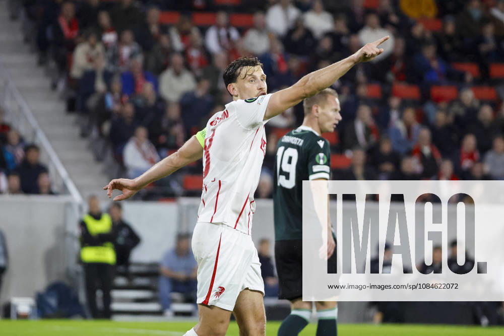 Maximilian Eggestein, SC Freiburg, 08, facial expressions, emotion, Germany, soccer, UEFA Conference League, Matchday 1, 2026–2027, SC Freiburg vs. FK Jablonec, October 15, 2026, Freiburg im Breisgau, Wolfswinkel Stadium, Germany