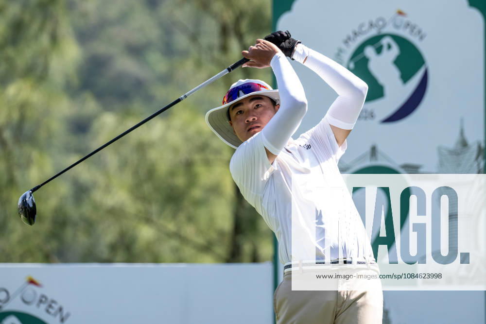 XU, Andi from China.Round 3 in the Macao Open Golf at Macau Golf & Country Club. Macau Open Golf Round 3 - ZUMAr144 20261017_zap_r144_061