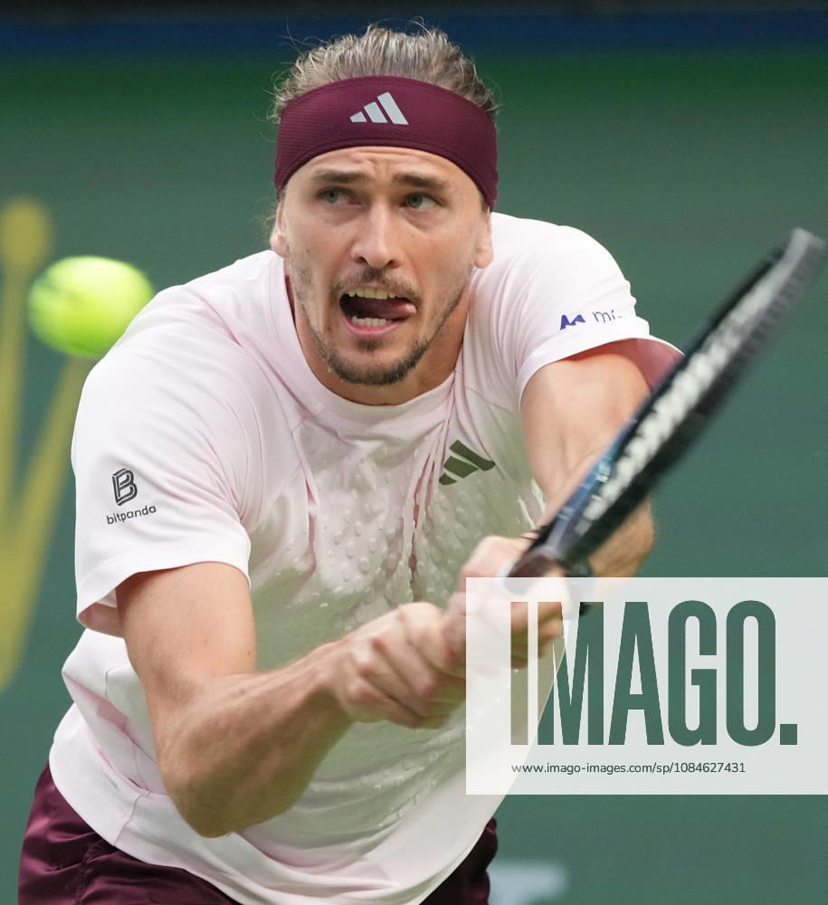 (261017) -- SHANGHAI, Oct. 17, 2026 -- Alexander Zverev hits a return during the men s singles semifinal between Alexander Zverev of Germany and Alejandro Davidovich Fokina of Spain at the 2026 ATP, Tennis Herren tour Shanghai Masters tennis tournament in Shanghai, China, Oct. 17, 2026. ) (SP)CHINA-SHANGHAI-TENNIS-SHANGHAI MASTERS-MEN S SINGLES (CN) DingxTing