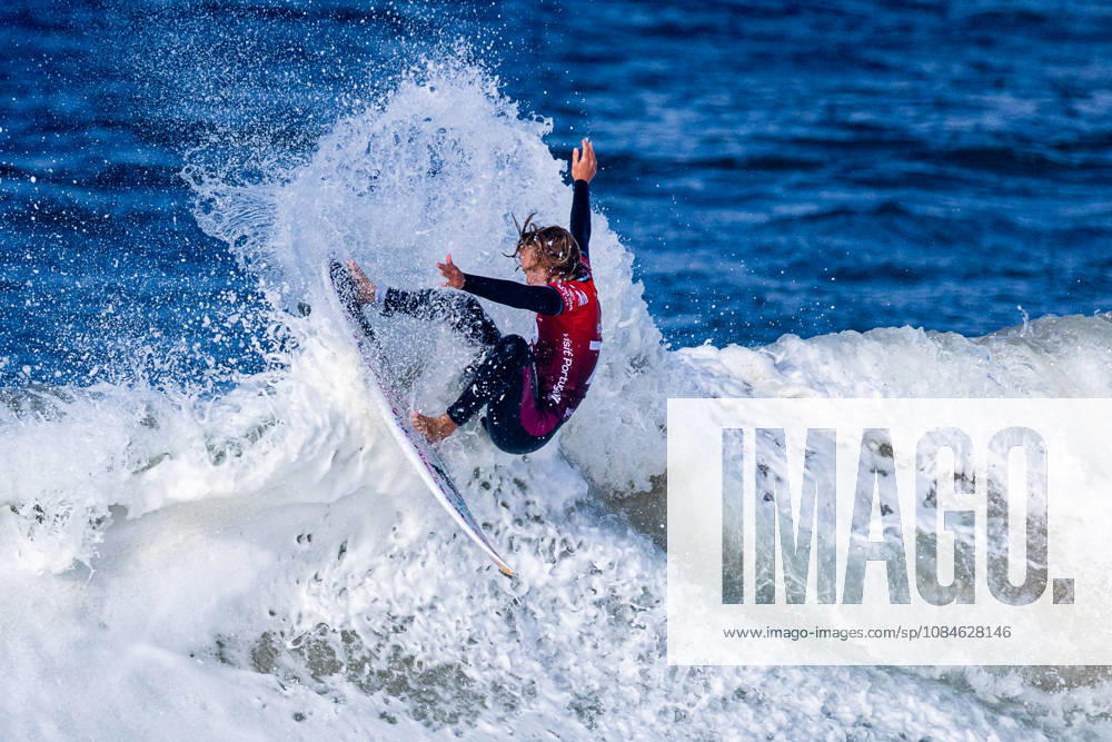 Caitlin Simmers during the Meo Rip Curl Pro Portugal at Praia dos Supertubos on October 17, 2026 in Peniche, Portugal. Peniche Portugal - ZUMAs391 20261017_znp_s391_003