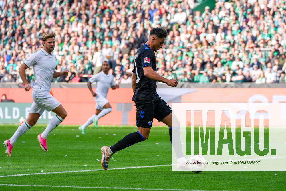 Goal and goal celebration by Stefano Marino of SC Paderborn 07, 30–0 1 for SC Paderborn 07, shot on goal, excitement, celebration, joy, German soccer, Bundesliga, 2026–27 season, Matchday 6, October 17, 2026, Werder Bremen vs. FC Augsburg, Weserstadion, Bremen