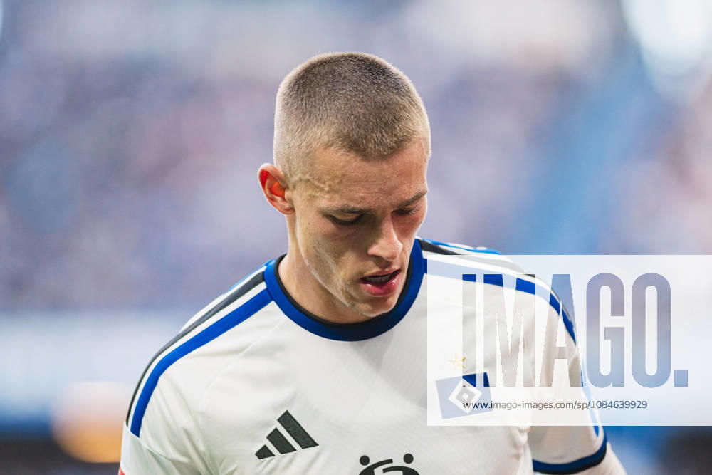 1 Bundesliga: Hamburger SV vs. VfB Stuttgart, October 17, 2026; Miro Muheim, Hamburger SV; 28 soccer, 1st Bundesliga, Matchday 6: Hamburger SV vs. VfB Stuttgart on October 17, 2026, at the Volksparkstadion, Hamburg. DFL regulations prohibit any use of photographs as image sequences and or quasi-video.