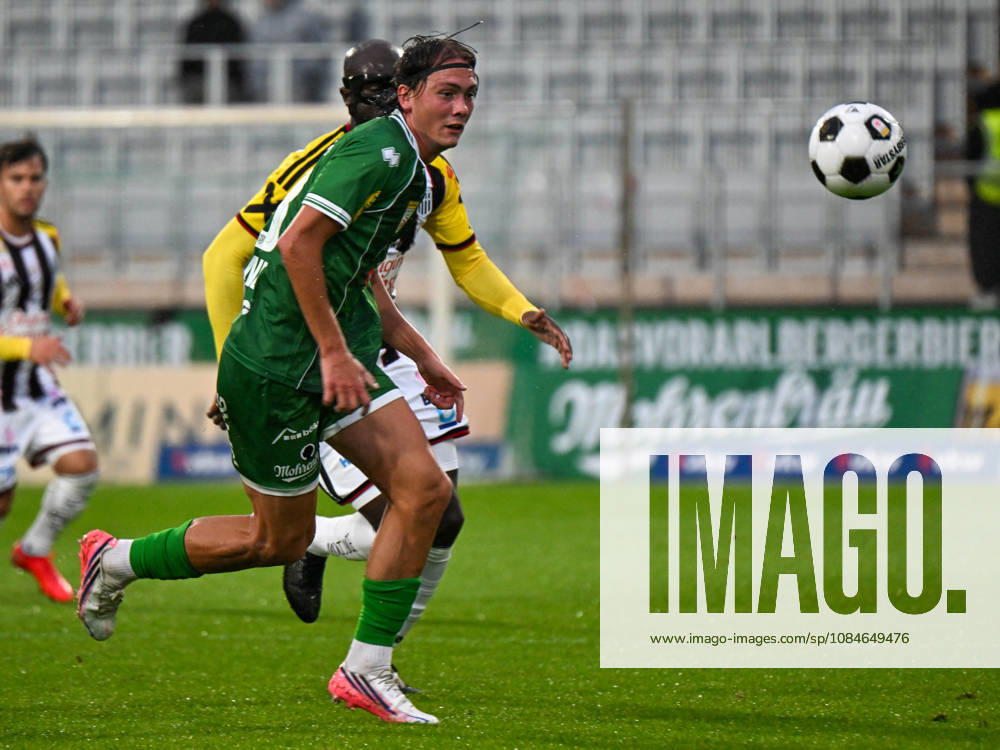 SOCCER - BL, A.Lustenau vs LASK LUSTENAU,AUSTRIA,17.OCT.26 - SOCCER - ADMIRAL Bundesliga, SC Austria Lustenau vs Linzer ASK. Image shows Robin Voisine (A.Lustenau) and Samuel Adeniran (LASK). GEPAxpictures xOliverxLerch
