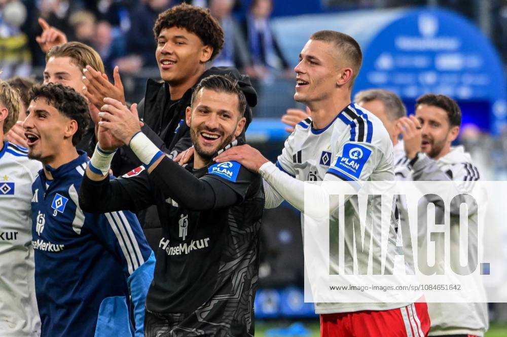 Celebration at the final whistle: Heuer, Fernandes, Daniel Miro, Muheim, HSV in front of the North Stand, Germany, Hamburg, Volksparkstadion, soccer, Bundesliga 1, Hamburger SV, VFB Stuttgart