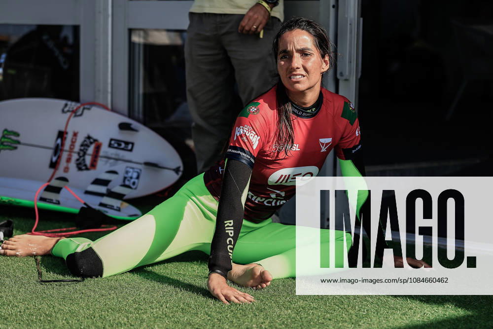 Meo Rip Curl Pro Portugal - Quarter Finals Teresa Bonvalot of Portugal warms up during the Meo Rip Curl Pro Portugal at Praia dos Supertubos in Peniche, Portugal, on October 17, 2026.