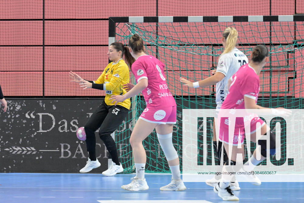 Barbara Viktoria Gyoeri, Sport Union Neckarsulm, 54, in goal during the game between TusSies Metzingen and Sport Union Neckarsulm, handball, Alsco HBF, Matchday 6, 2026–2027 season, October 17, 2026, TusSies Metzingen vs. Sport Union Neckarsulm, Handball, Alsco HBF, Matchday 6, 2026–2027 Season, October 17, 2026, Tübingen