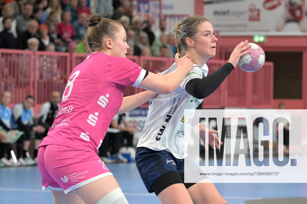 Annefleur Bruggeman (Sport Union Neckarsulm), 11, in action against Ida Petzold (TusSies Metzingen), 08 TusSies Metzingen vs. Sport Union Neckarsulm, Handball, Alsco HBF, Matchday 6, 2026–2027 Season, October 17, 2026: TusSies Metzingen vs. Sport Union Neckarsulm, Handball, Alsco HBF, Matchday 6, 2026–2027 Season, October 17, 2026: Tübingen