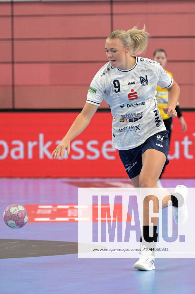 Fanny Elovson Union Neckarsulm, 09) am Ball TusSies Metzingen vs. Sport-Union Neckarsulm , Handball, Alsco HBF, 06.Ligaspieltag, Saison 2026 2027, 17.10.2026 TusSies Metzingen vs. Sport-Union Neckarsulm , Handball, Alsco HBF, 06.Ligaspieltag, Saison 2026 2027, 17.10.2026 Tuebingen