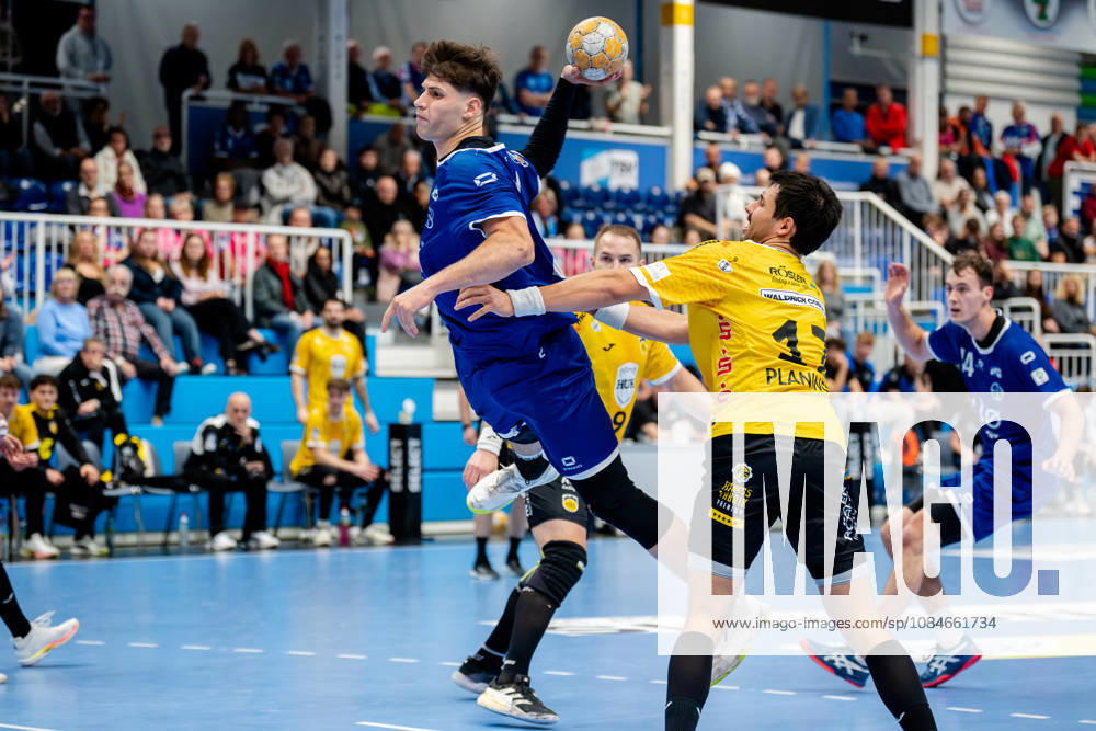 Dormagen, October 17, 2026, Handball, Men s, 2nd Bundesliga, Matchday 8, 2026–2027 TSV Bayer Dormagen vs. HSC 2000 Coburg Luca Krist TSV Bayer Dormagen, 2 on a shot on goal Dormagen TSV Bayer Sportcenter NRW Germany