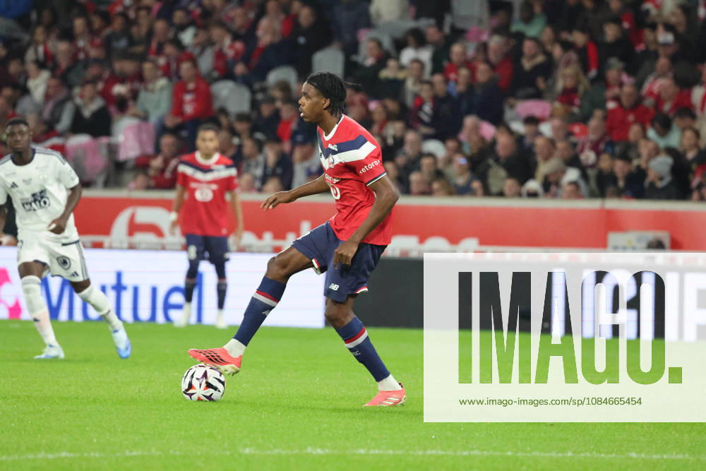 Nathan NGOY (LOSC Lille) lors du match LOSC Lille vs Brest, Ligue 1, Decathlon Arena stade Pierre Mauroy, le 17 octobre 2026 - photo Laurent Sanson PsnewZ
