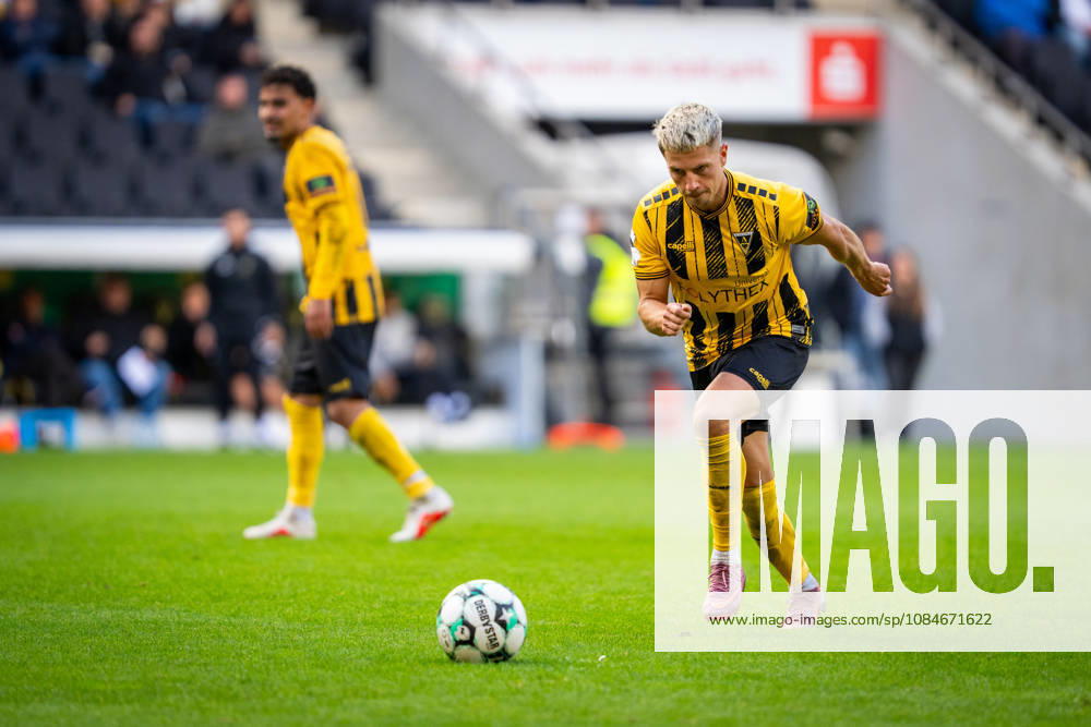 Lukas Scepanik, Alemannia Aachen, 07 TSV Alemannia Aachen vs. FC Hansa Rostock, Soccer, 3rd Division, Matchday 10, 2026–2027 Season, October 17, 2026 DFB regulations prohibit any use of photographs as image sequences and or quasi-video TSV Alemannia Aachen vs. FC Hansa Rostock, soccer, 3rd Division, Matchday 10, 2026–2027 Season, October 17, 2026, Aachen